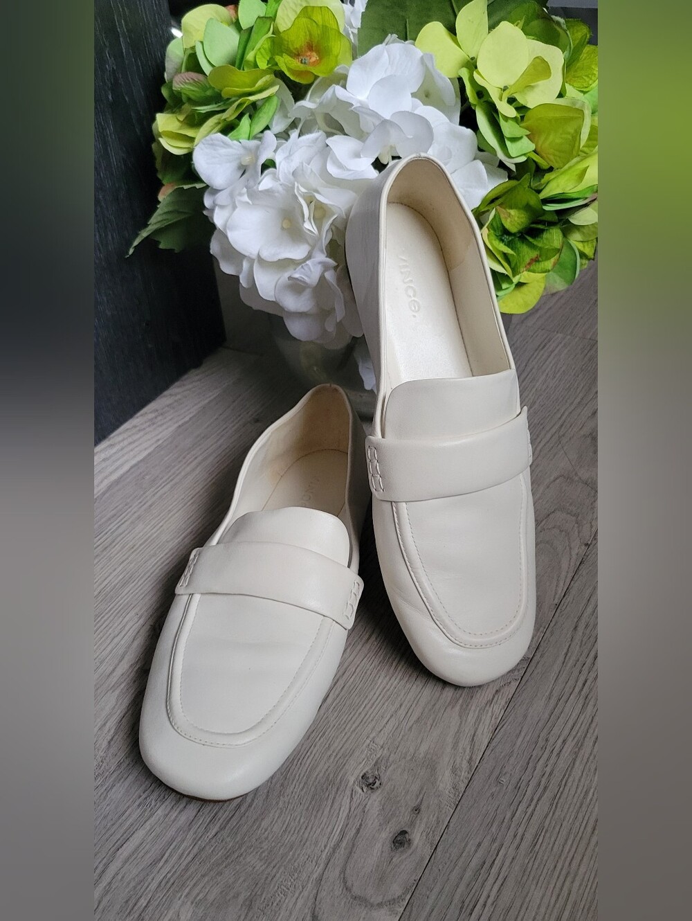 Vince Davis Milk White Leather Loafers with Penny Keeper Vamp, US 8.5 EU 39 - Picture 3 of 16